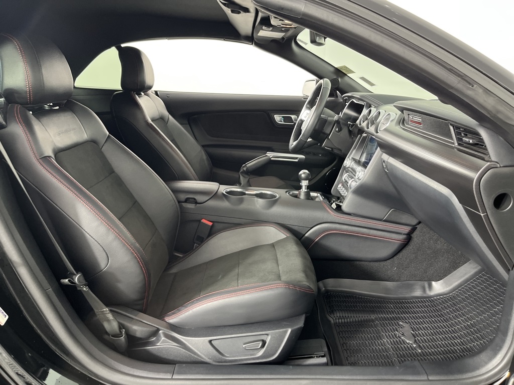 2021 Ford Mustang GT Premium Image 13 of 31