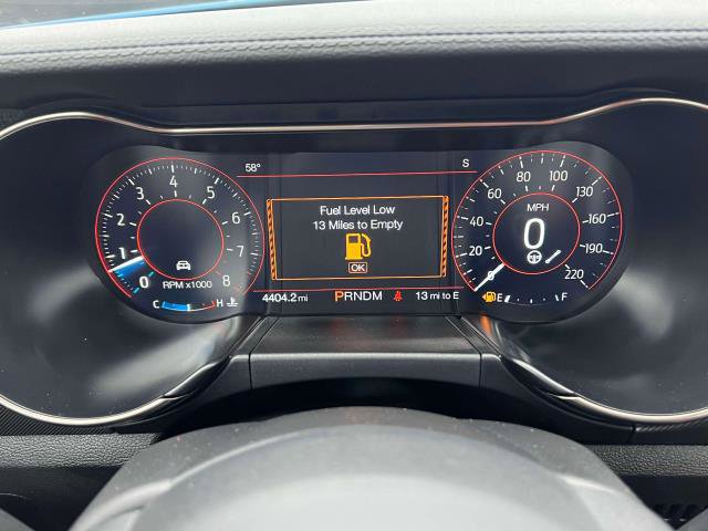 Vehicle image 26 of 32