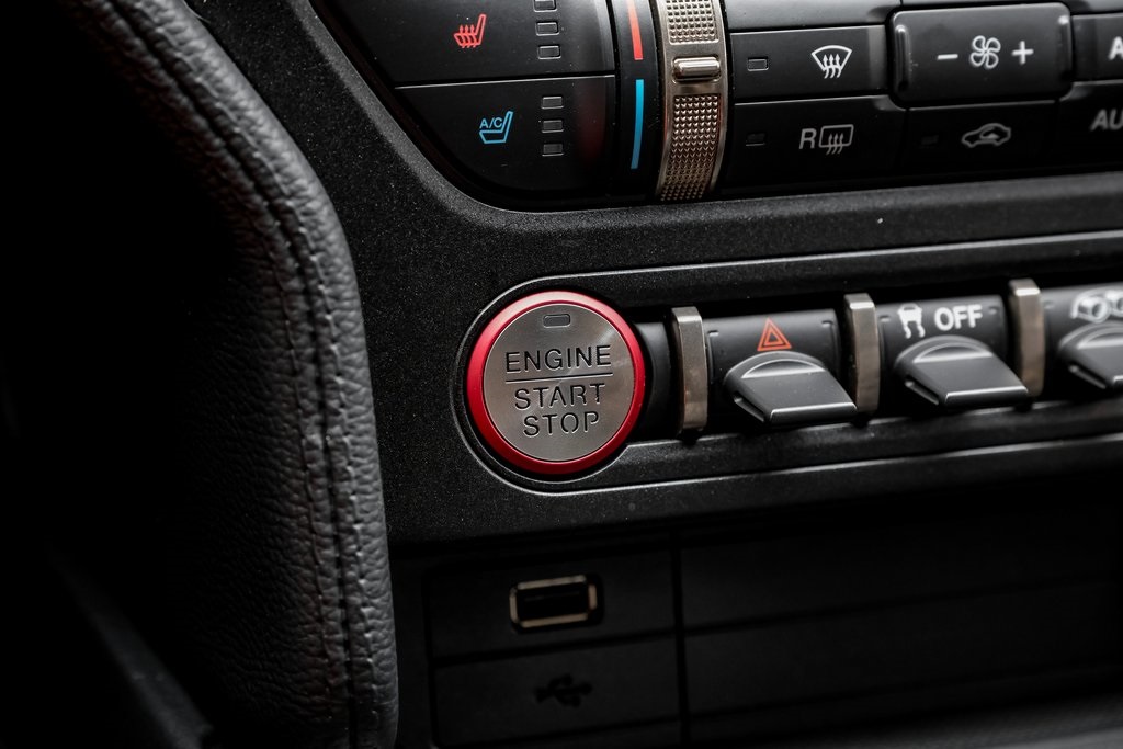 2021 Ford Mustang Shelby GT500 Image 35 of 49