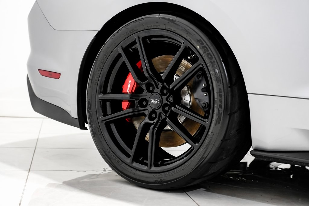 2021 Ford Mustang Shelby GT500 Image 13 of 49