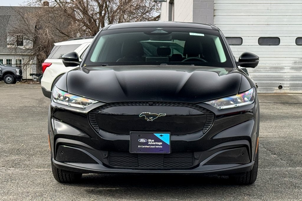 Vehicle image 2 of 34
