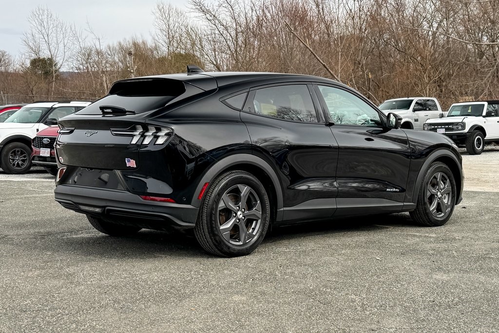 Vehicle image 5 of 34