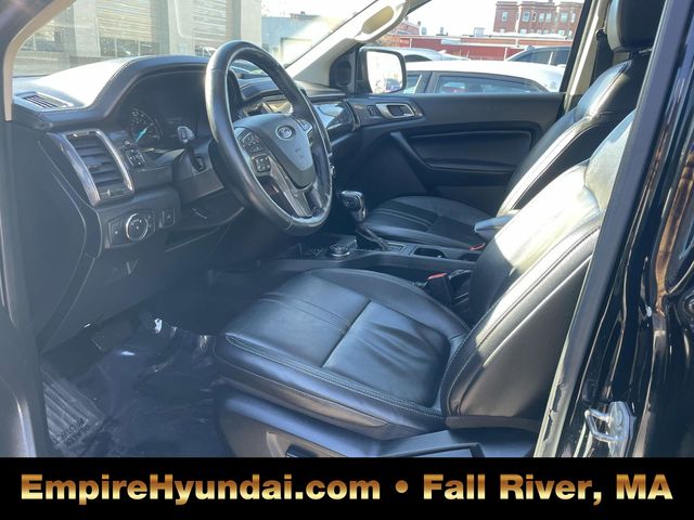 Vehicle image 17 of 32