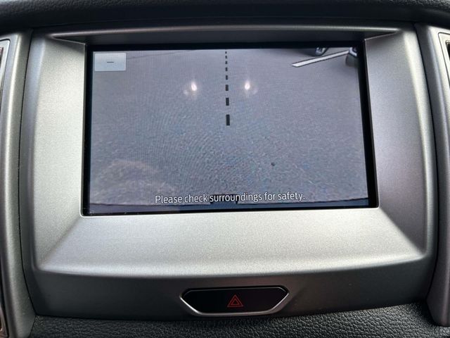 Vehicle image 24 of 34