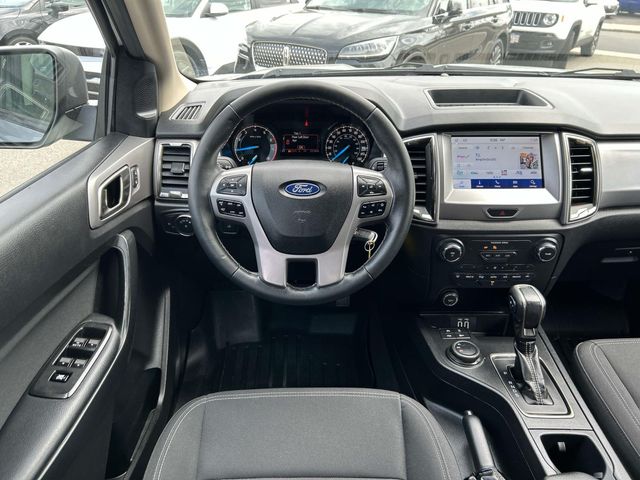 Vehicle image 11 of 34