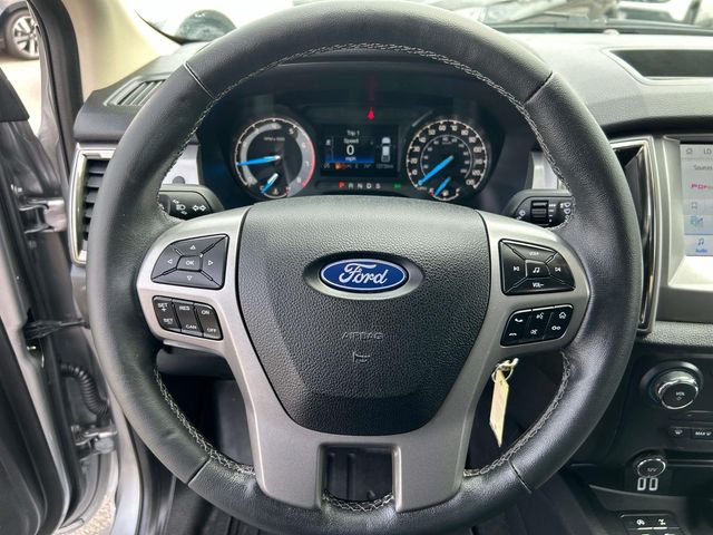 Vehicle image 18 of 34