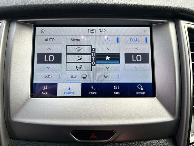 Vehicle image 25 of 34