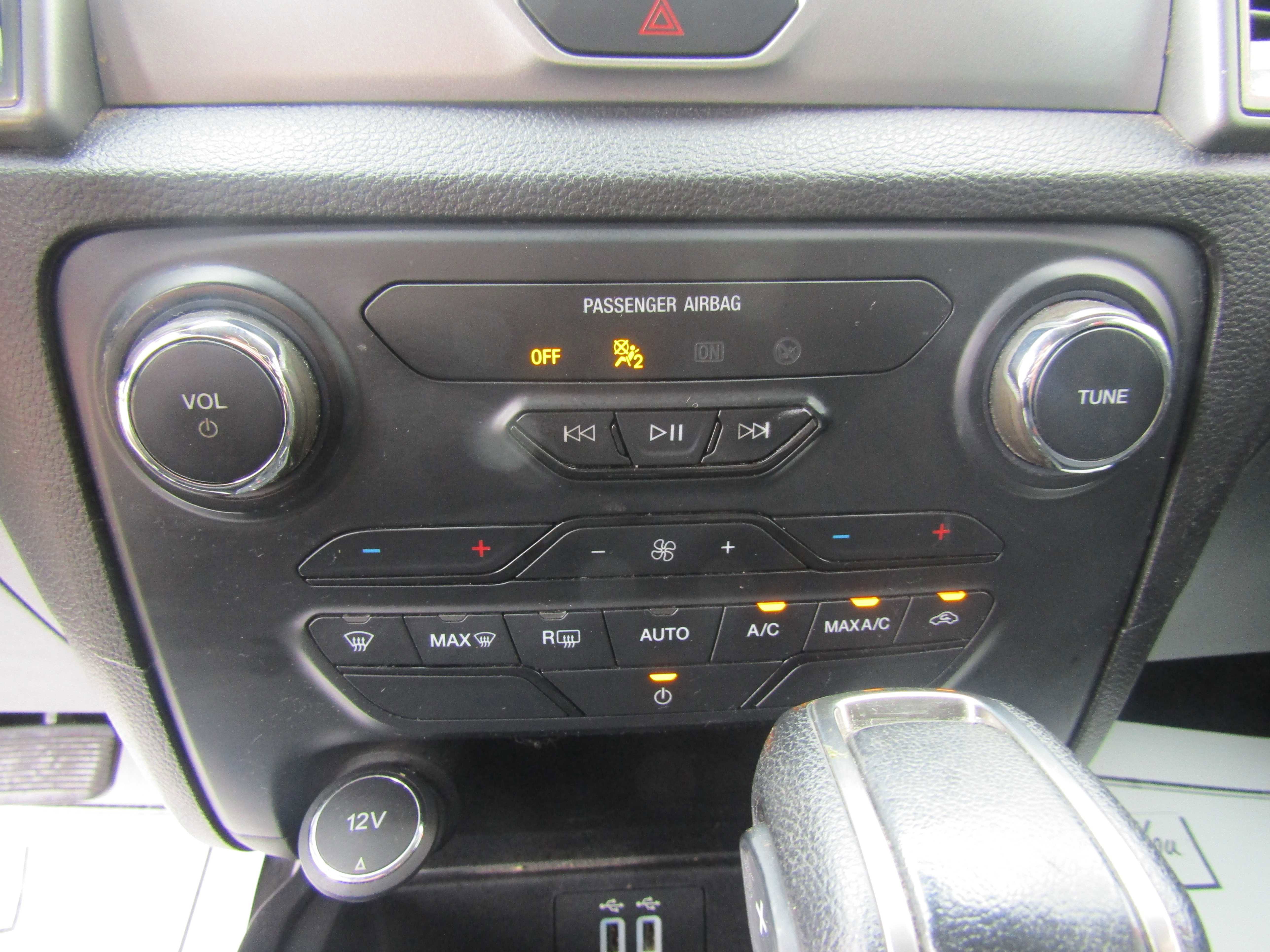 2021 Ford Ranger XLT Image 17 of 26