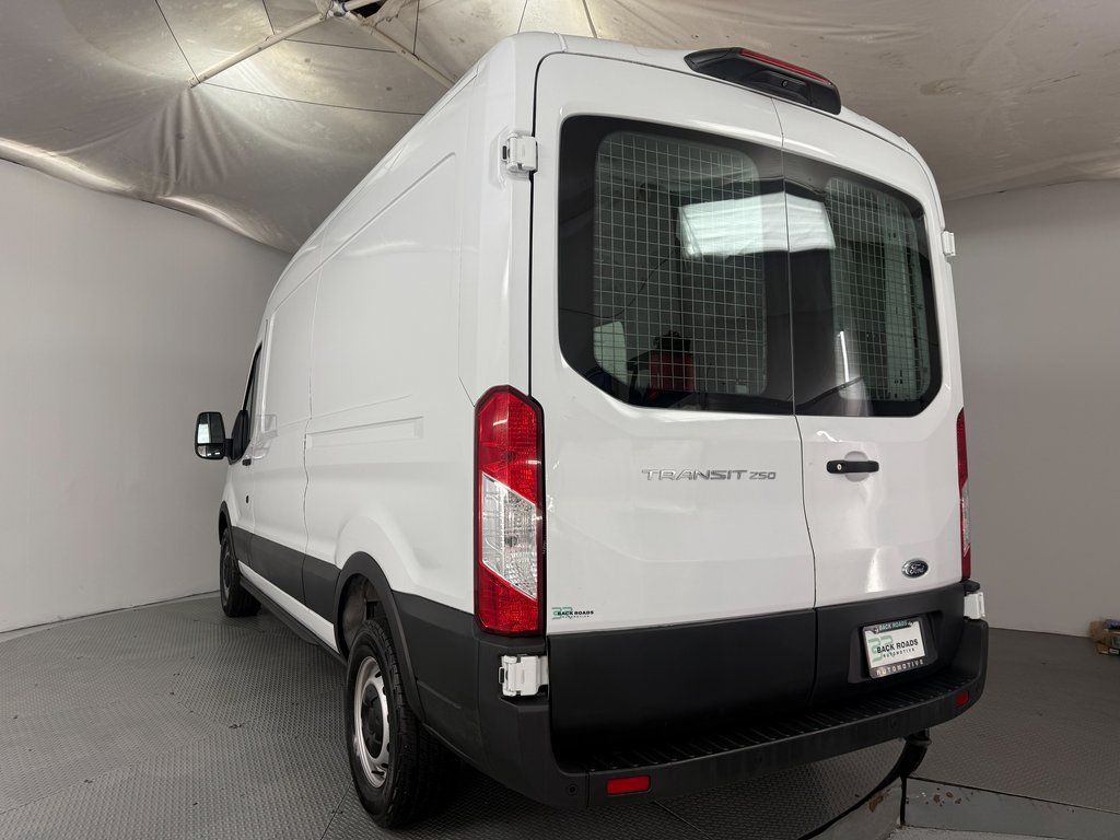 2021 Ford Transit Base Image 5 of 45