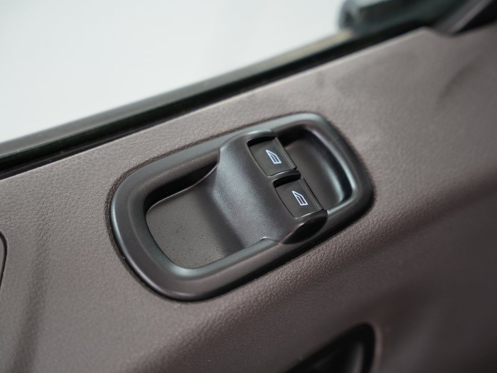 2021 Ford Transit Base Image 37 of 45