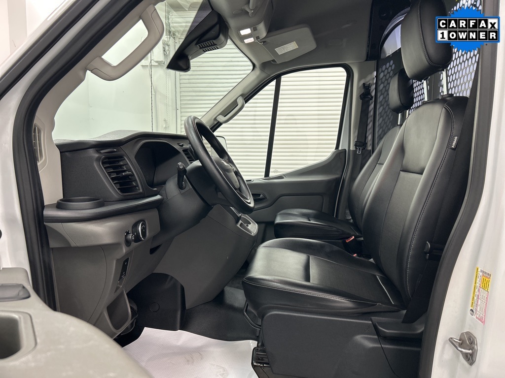 Vehicle image 14 of 37