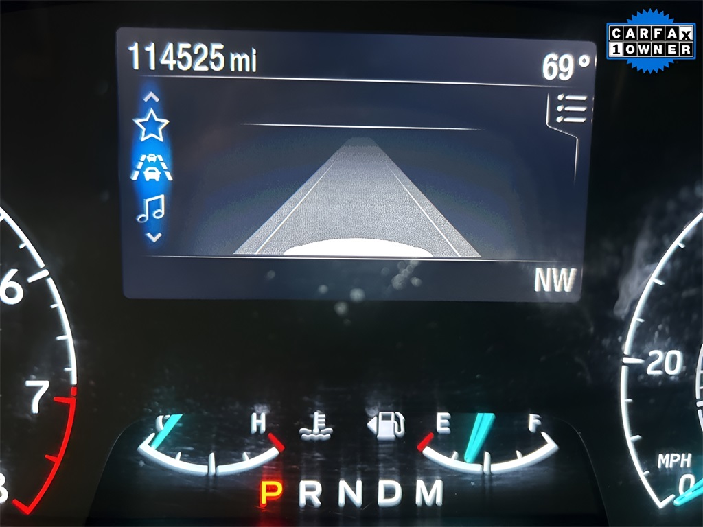 Vehicle image 27 of 37