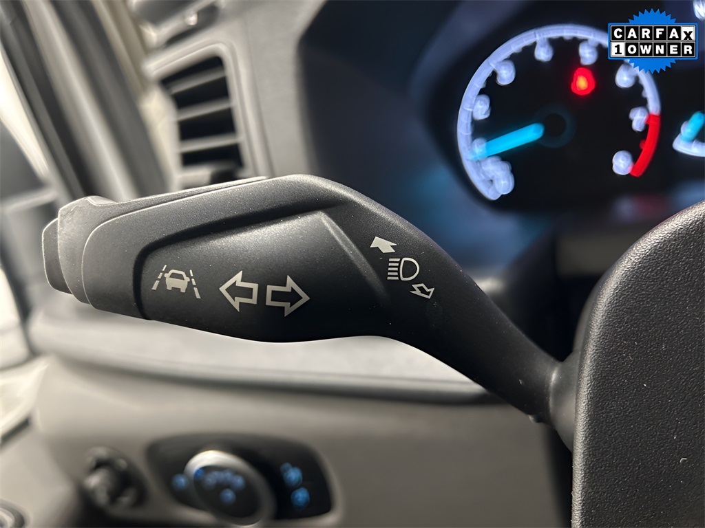Vehicle image 23 of 37