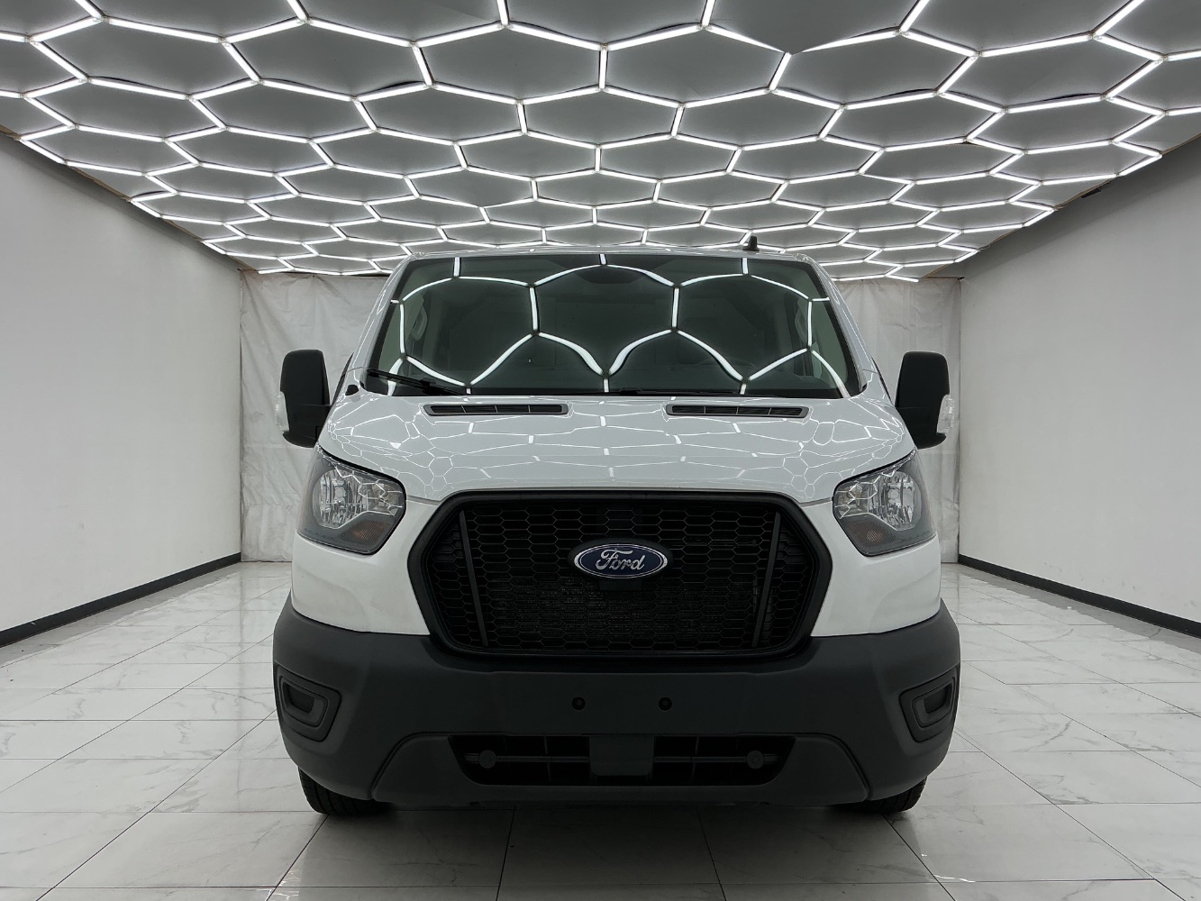 2021 Ford Transit Base Image 3 of 38