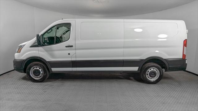 Vehicle image 2 of 30