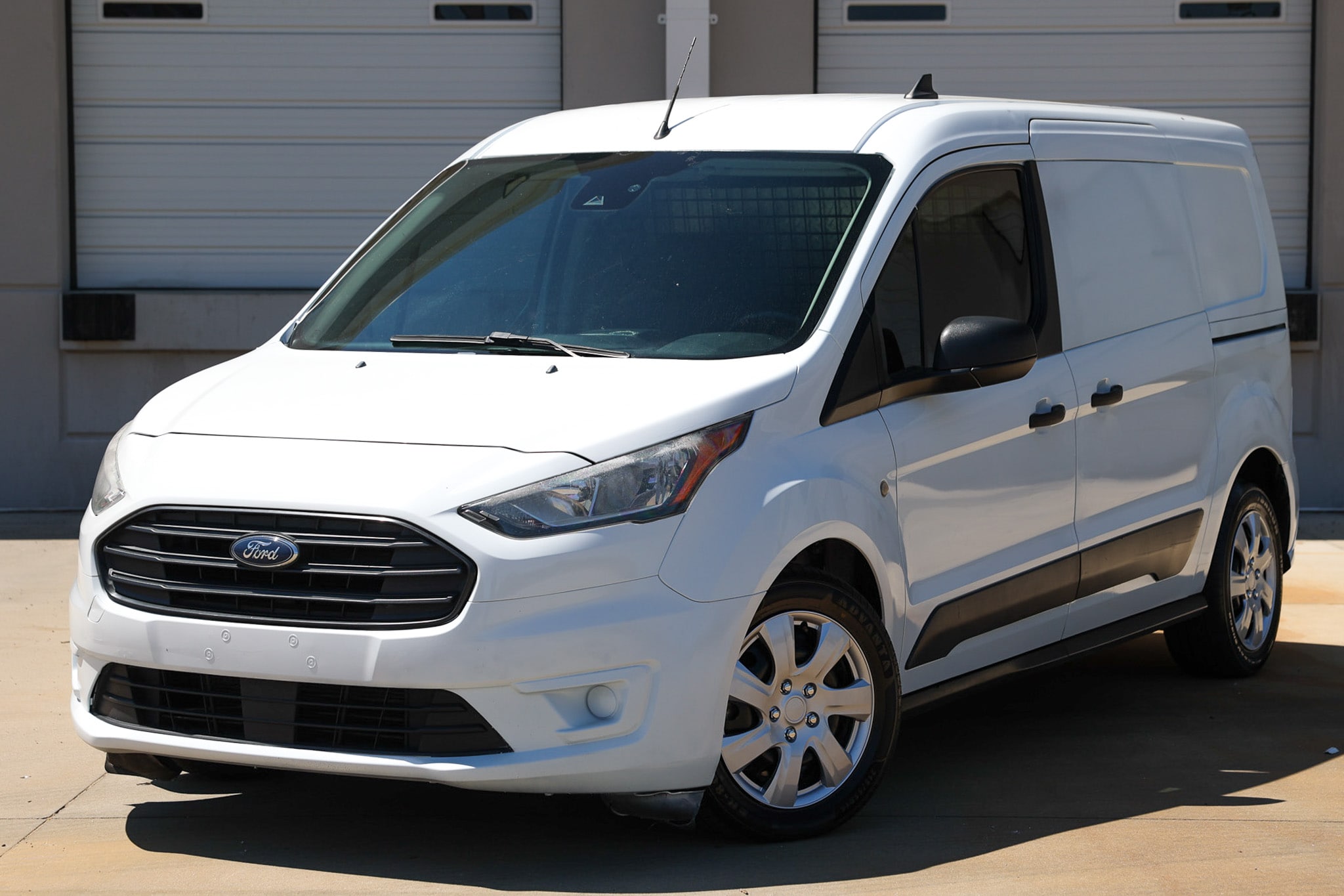 2021 Ford Transit Connect XL Image 2 of 45