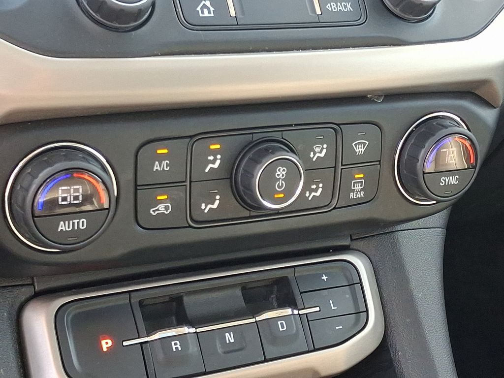 Vehicle image 23 of 39