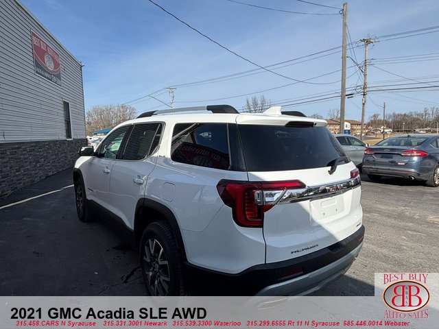 Vehicle image 7 of 19