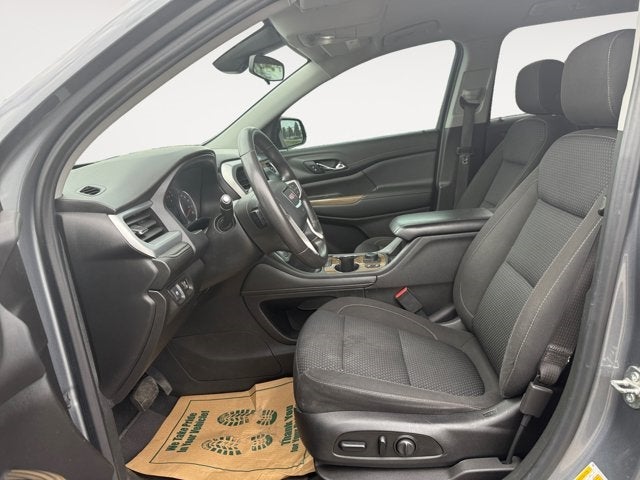 Vehicle image 17 of 31