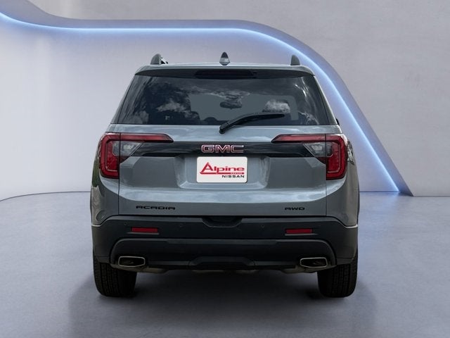 Vehicle image 8 of 31