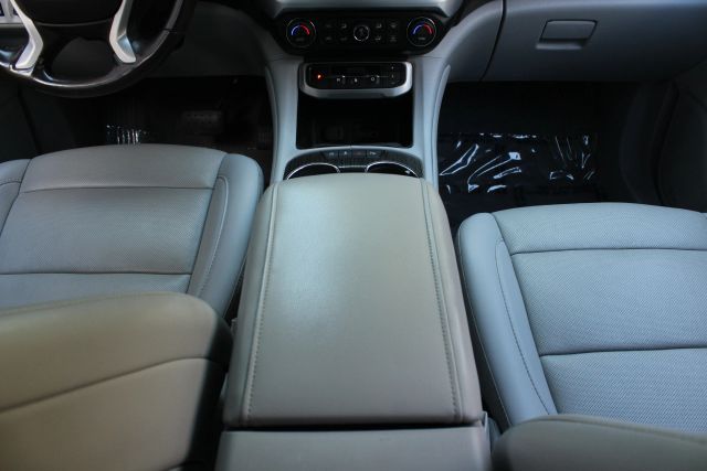 2021 GMC Acadia SLT Image 30 of 46