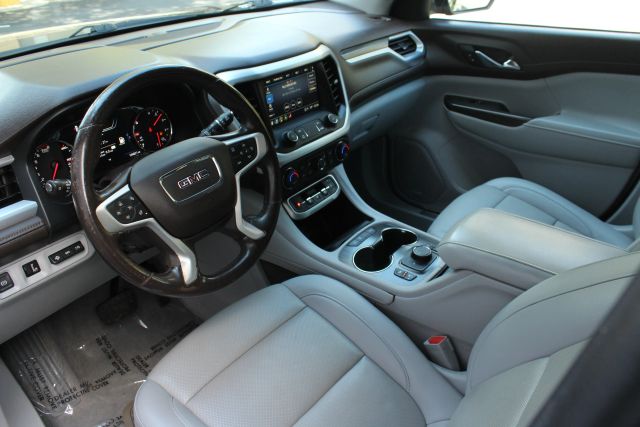 2021 GMC Acadia SLT Image 26 of 46