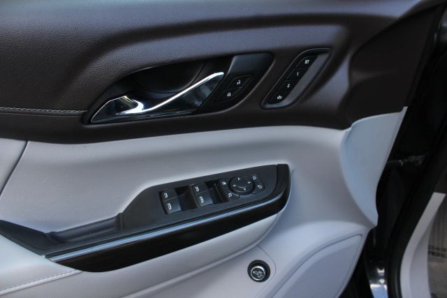 2021 GMC Acadia SLT Image 31 of 46