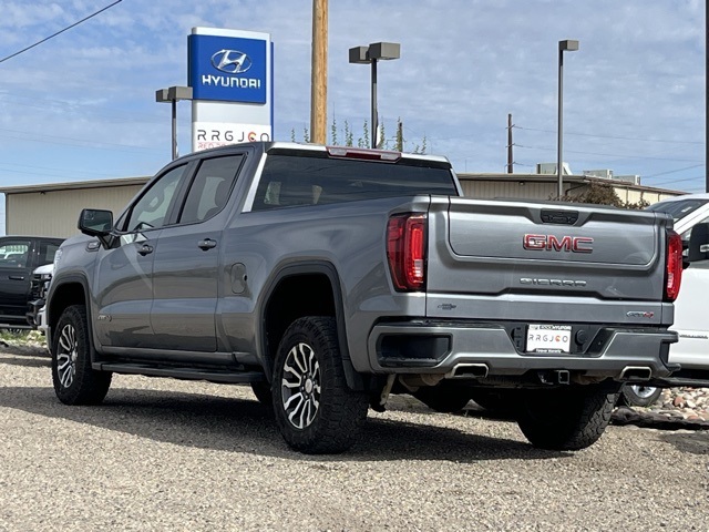 Vehicle image 5 of 26