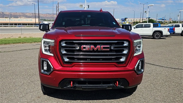 Vehicle image 4 of 24