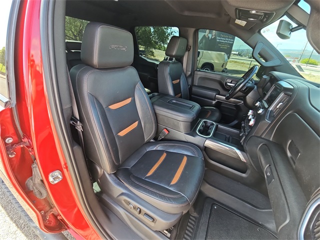 Vehicle image 15 of 24