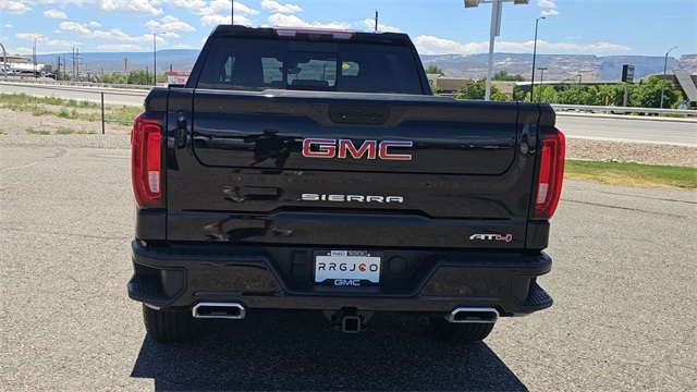 Vehicle image 7 of 25