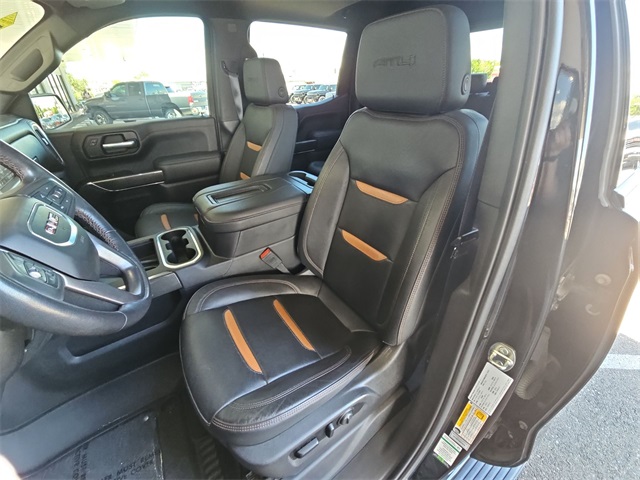 Vehicle image 15 of 25