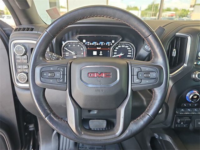 Vehicle image 17 of 25