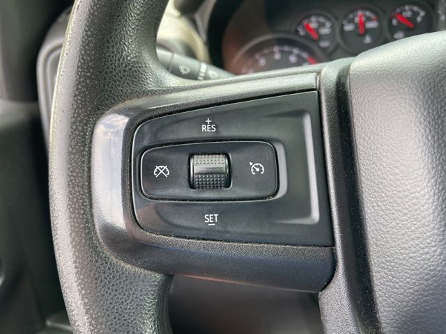 Vehicle image 20 of 21