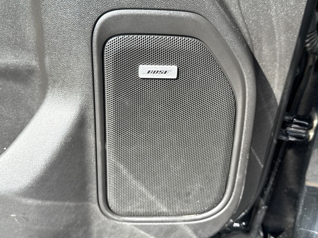 Vehicle image 34 of 51