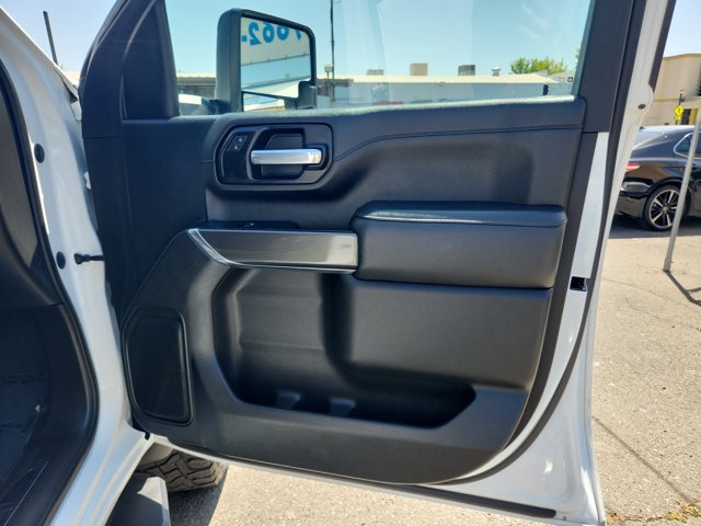 Vehicle image 21 of 21