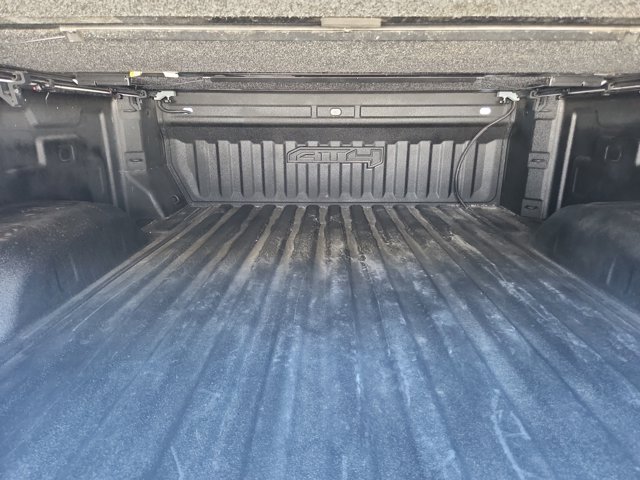 Vehicle image 9 of 21