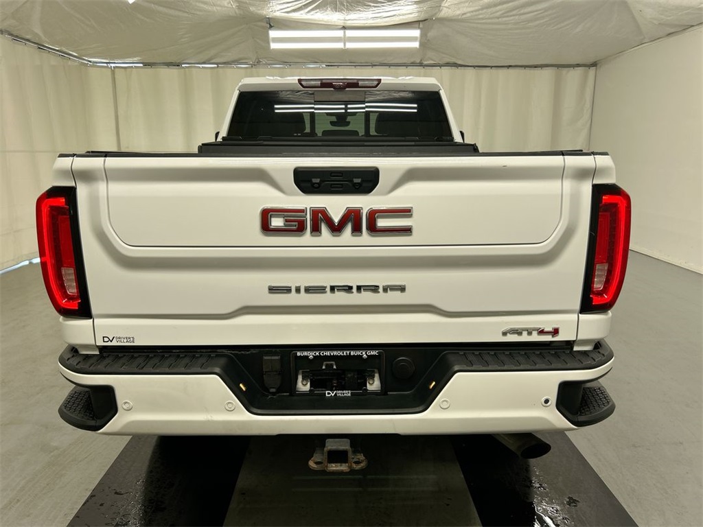 Vehicle image 5 of 24