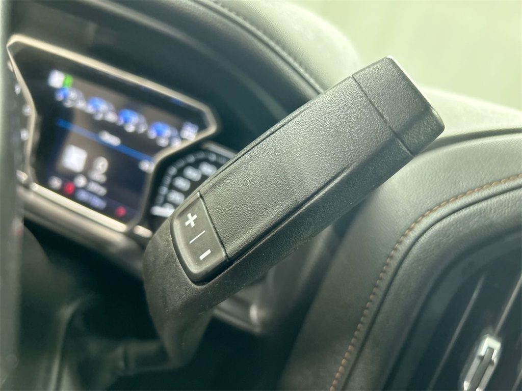 Vehicle image 22 of 24