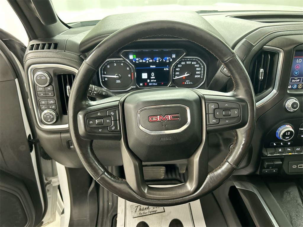 Vehicle image 15 of 24