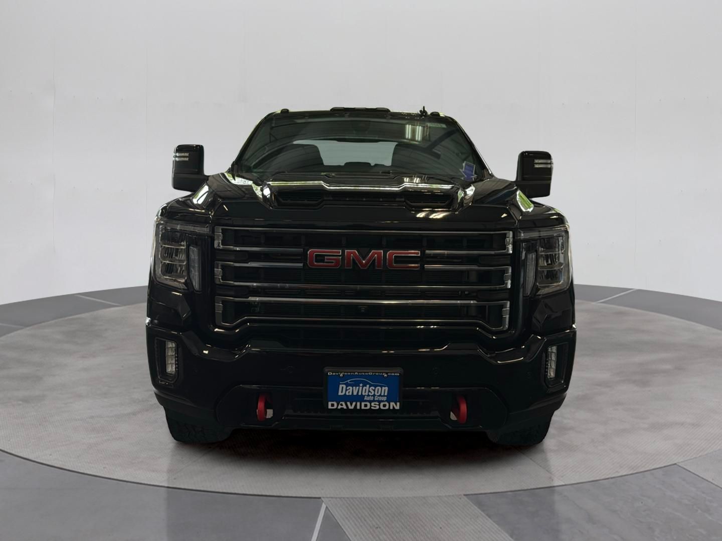 Vehicle image 8 of 28