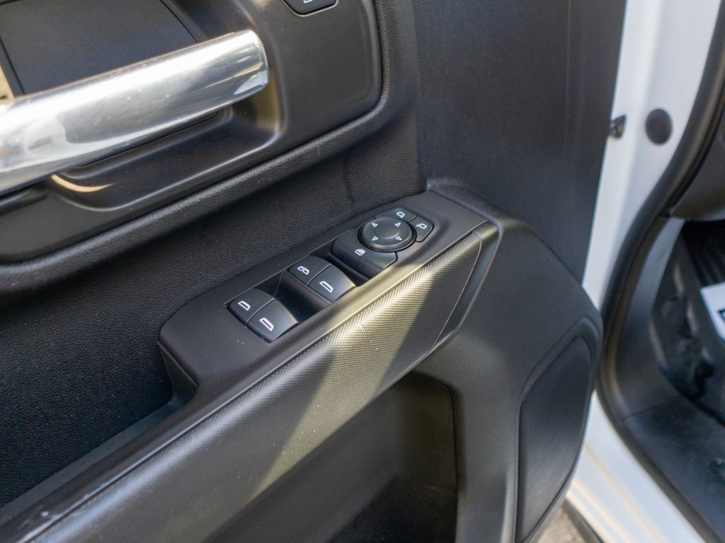 2021 GMC Sierra 2500HD Base Image 23 of 29