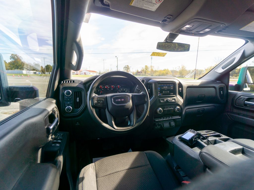2021 GMC Sierra 2500HD Base Image 19 of 29