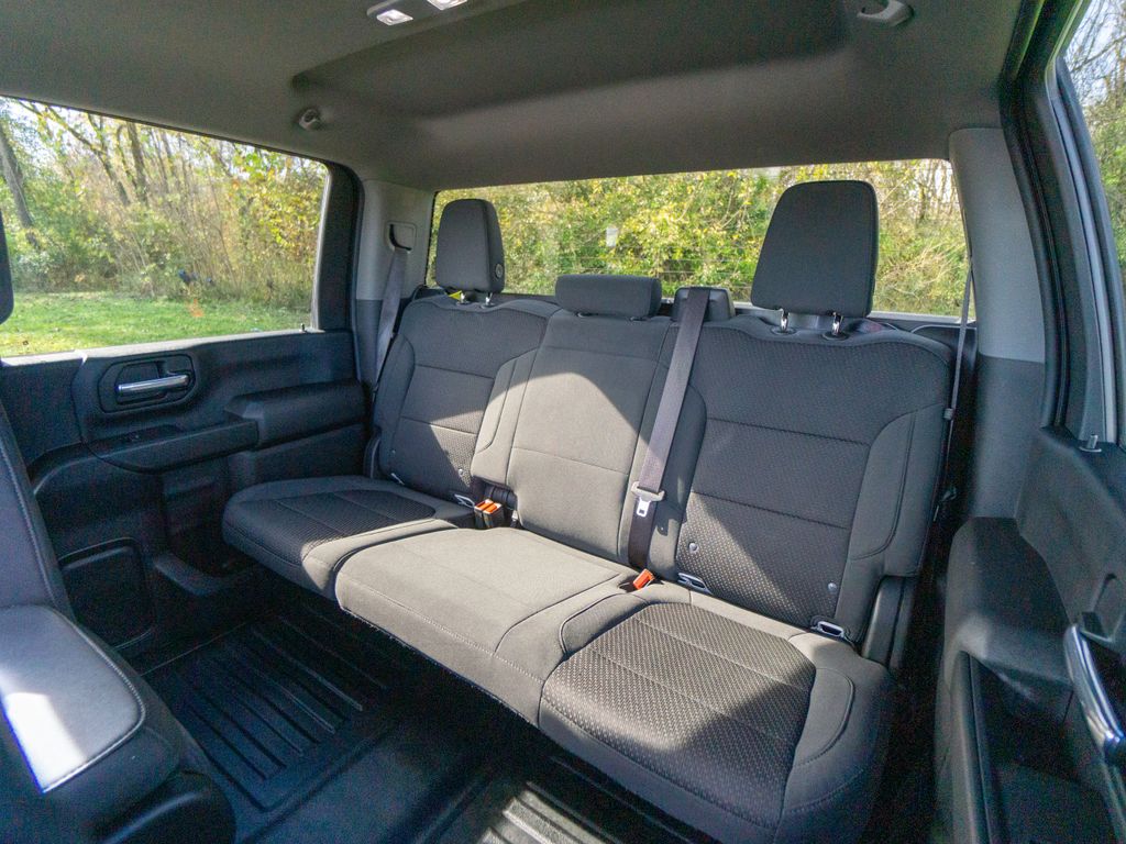 2021 GMC Sierra 2500HD Base Image 15 of 29