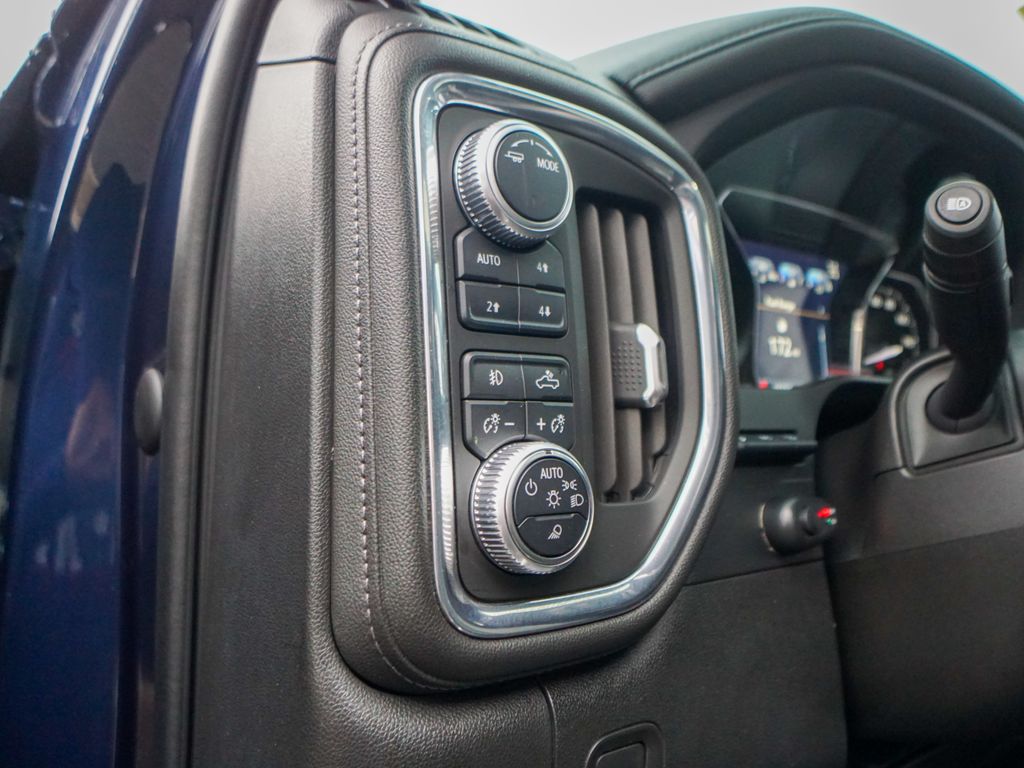 2021 GMC Sierra 2500HD Denali Image 33 of 43