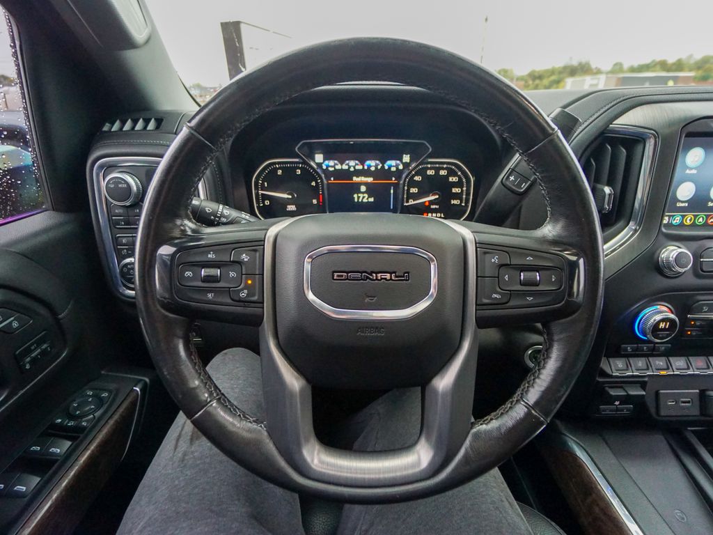 2021 GMC Sierra 2500HD Denali Image 19 of 43