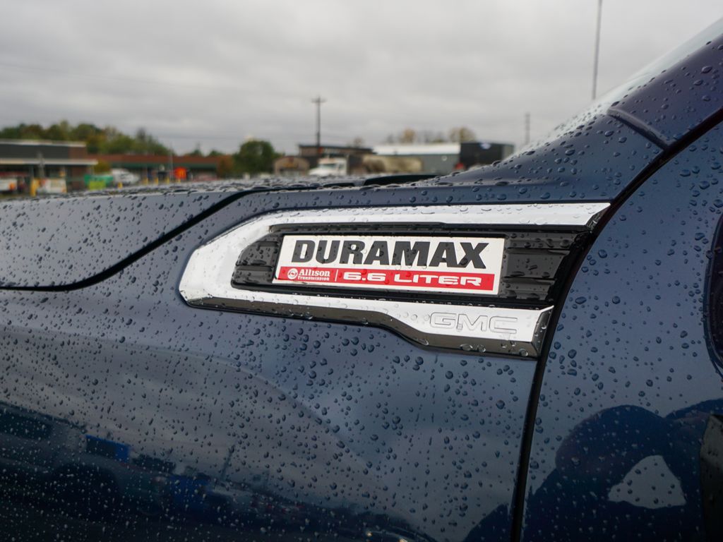 2021 GMC Sierra 2500HD Denali Image 32 of 43