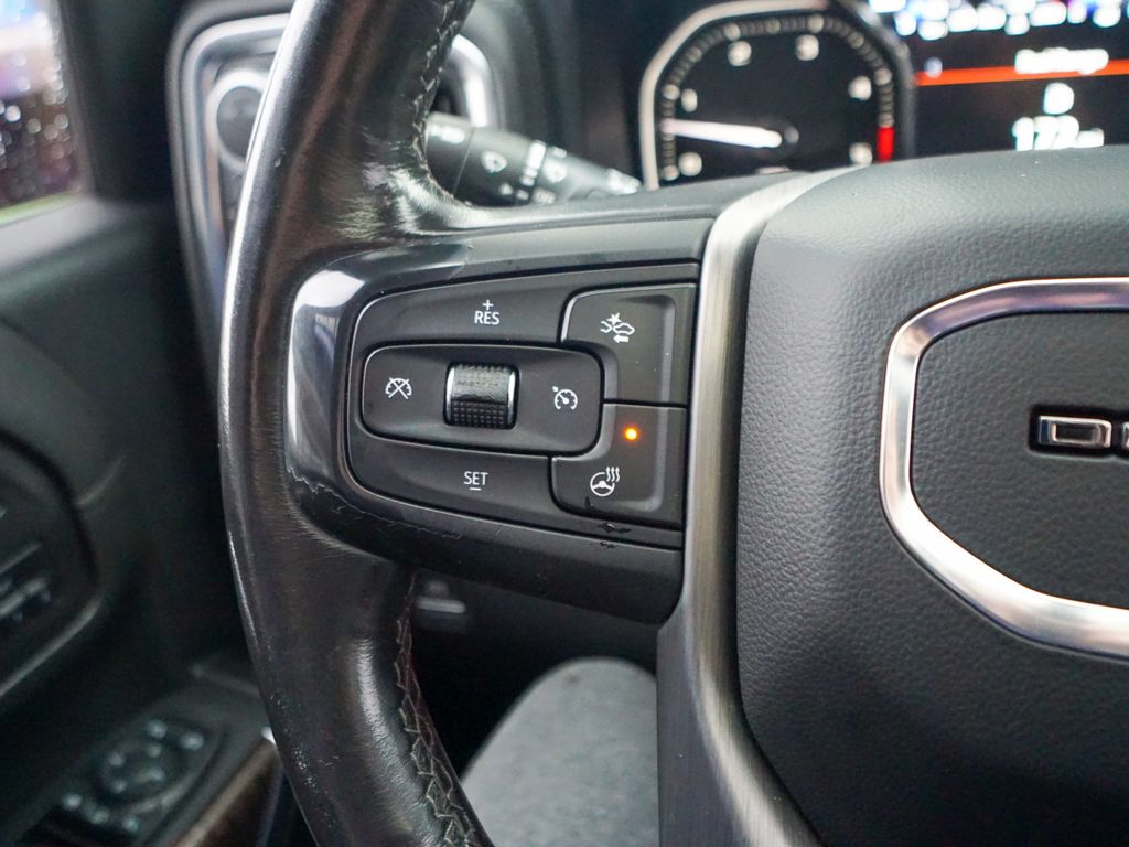 2021 GMC Sierra 2500HD Denali Image 20 of 43