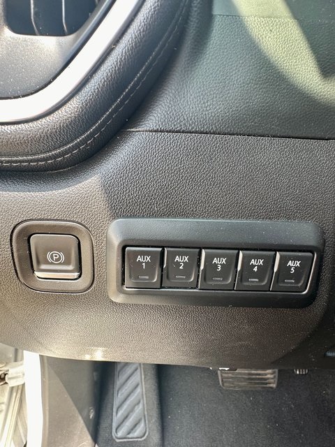 2021 GMC Sierra 2500HD SLE Image 11 of 13