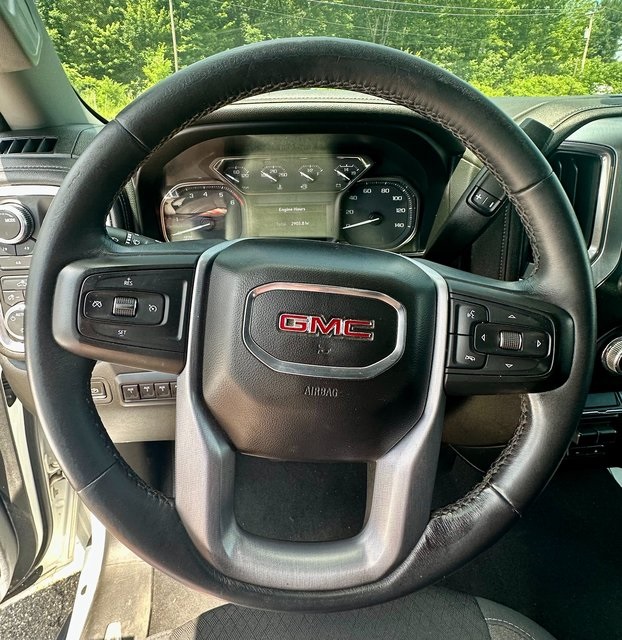 2021 GMC Sierra 2500HD SLE Image 10 of 13